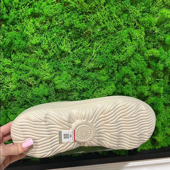 UGG Men's Slide It Sandal - Picture 10 of 10